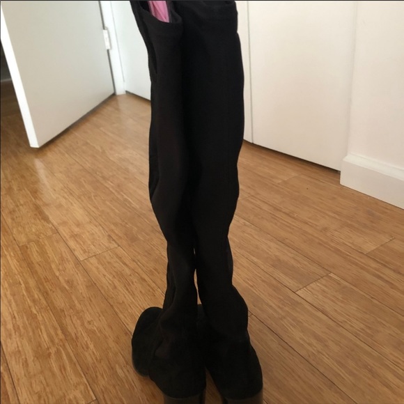 Stuart Weitzman Lowjack Black Suede boots - Picture 3 of 5